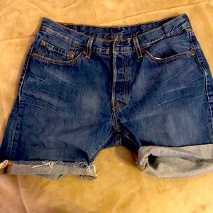 Levis 501 shorts W30 size